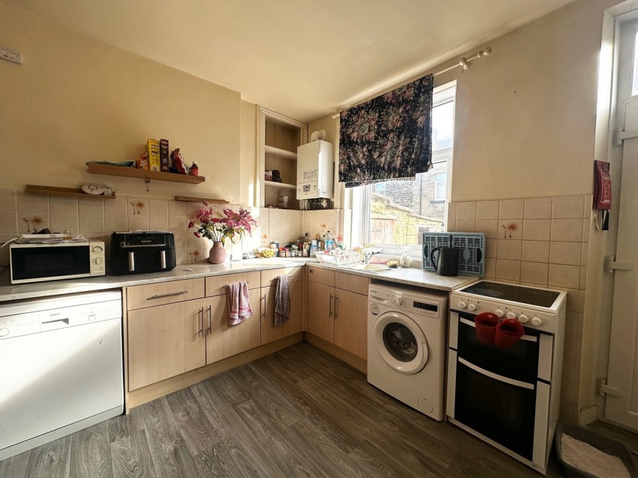 Images for Carleton Street, Keighley, West Yorkshire EAID:3030449609 BID:4216801