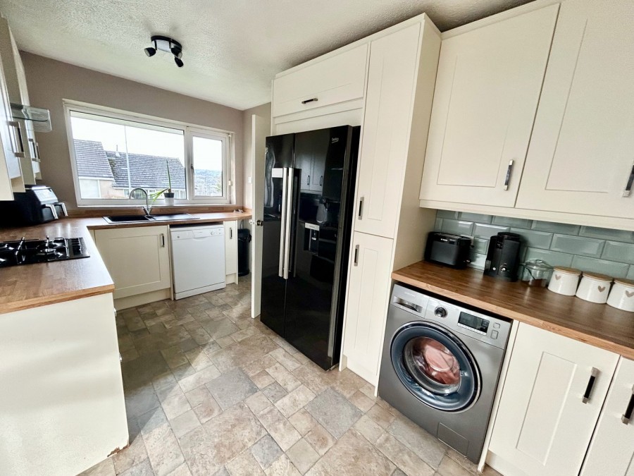 Images for Long Lee, Keighley, West Yorkshire EAID:3030449609 BID:4216801