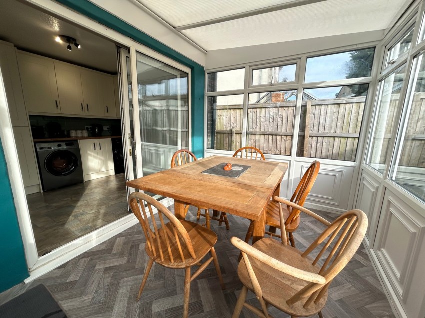 Images for Long Lee, Keighley, West Yorkshire EAID:3030449609 BID:4216801