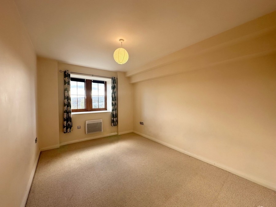 Images for Riddlesden, Keighley, West Yorkshire EAID:3030449609 BID:4216801