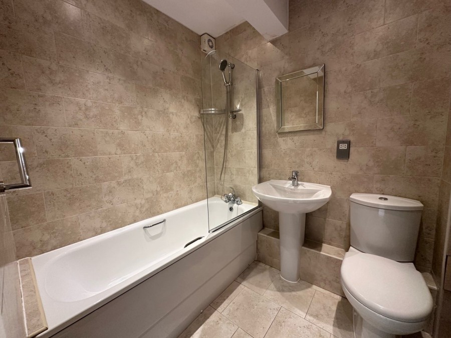 Images for Riddlesden, Keighley, West Yorkshire EAID:3030449609 BID:4216801