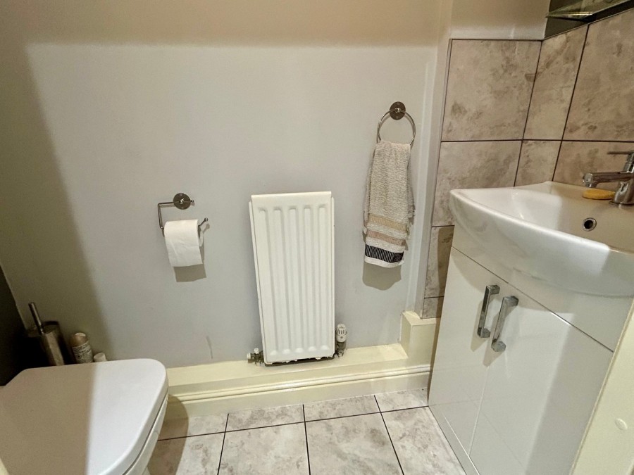 Images for Buckstone Garth, East Morton, West Yorkshire EAID:3030449609 BID:4216801