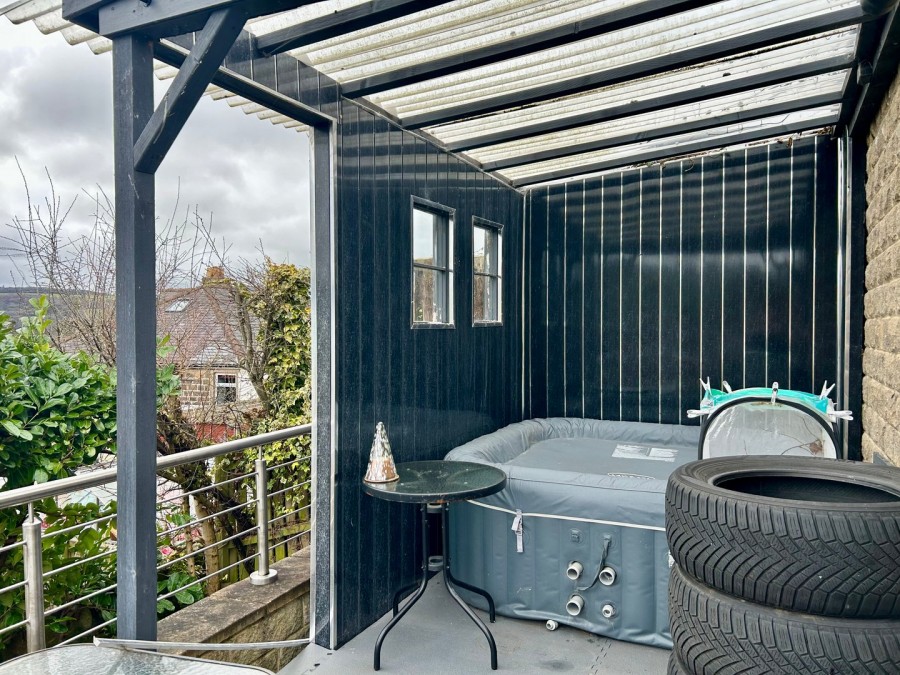 Images for Buckstone Garth, East Morton, West Yorkshire EAID:3030449609 BID:4216801