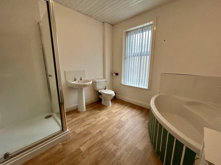 Images for Silsden, Keighley, West Yorkshire EAID:3030449609 BID:4216801