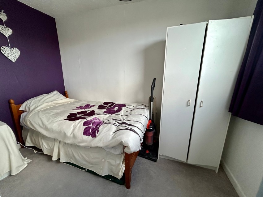 Images for Denholme, Bradford, West Yorkshire EAID:3030449609 BID:4216801