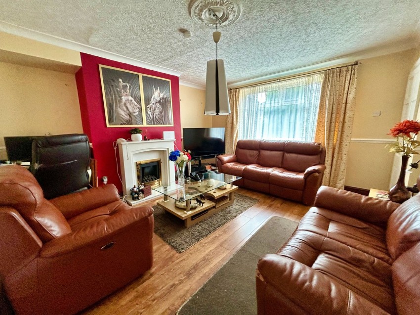 Images for Broomhill Avenue, Keighley, West Yorkshire EAID:3030449609 BID:4216801