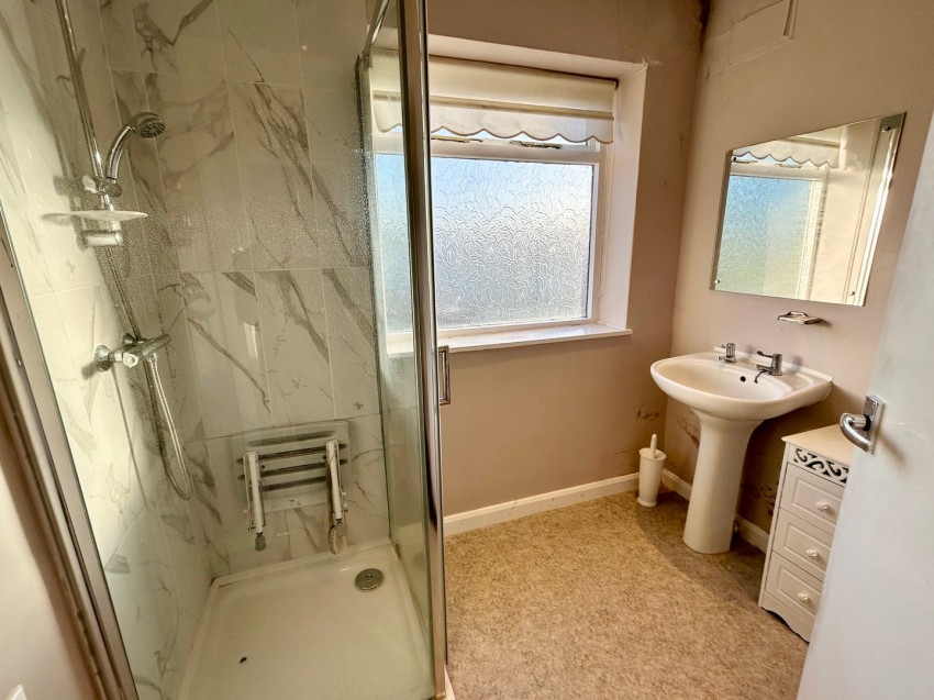 Images for Riddlesden, Keighley, West Yorkshire EAID:3030449609 BID:4216801