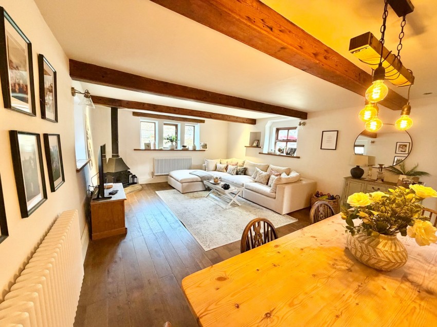 Images for Oakworth, Keighley, West Yorkshire EAID:3030449609 BID:4216801