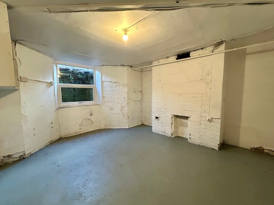 Images for Park Road, Shipley, West Yorkshire EAID:3030449609 BID:4216801