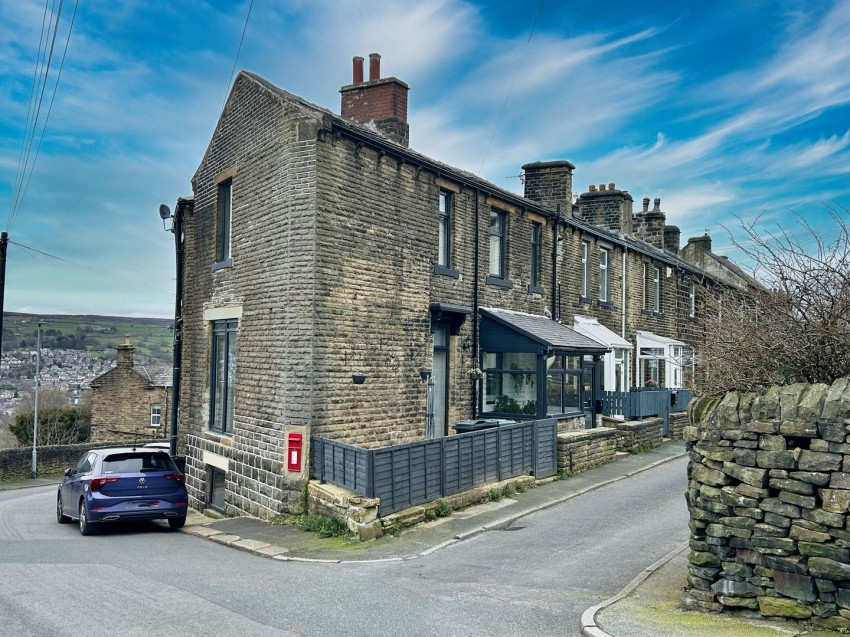 Images for Thwaites Brow, Keighley, West Yorkshire EAID:3030449609 BID:4216801
