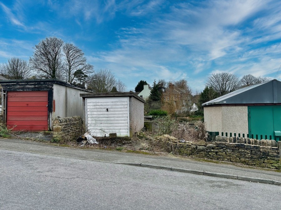 Images for Thwaites Brow, Keighley, West Yorkshire EAID:3030449609 BID:4216801