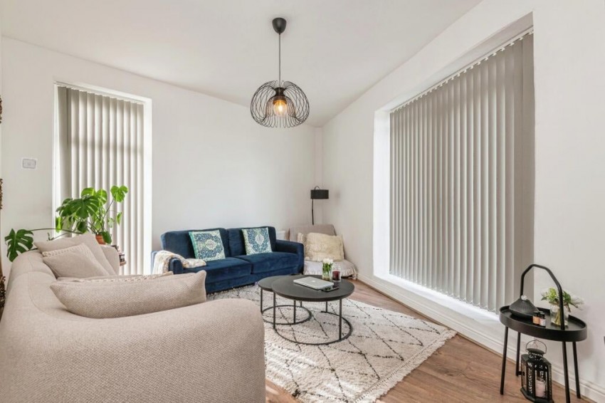 Images for Thwaites Brow, Keighley, West Yorkshire EAID:3030449609 BID:4216801