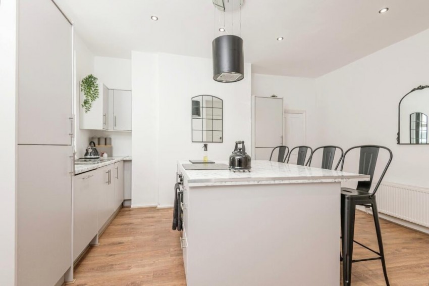 Images for Thwaites Brow, Keighley, West Yorkshire EAID:3030449609 BID:4216801