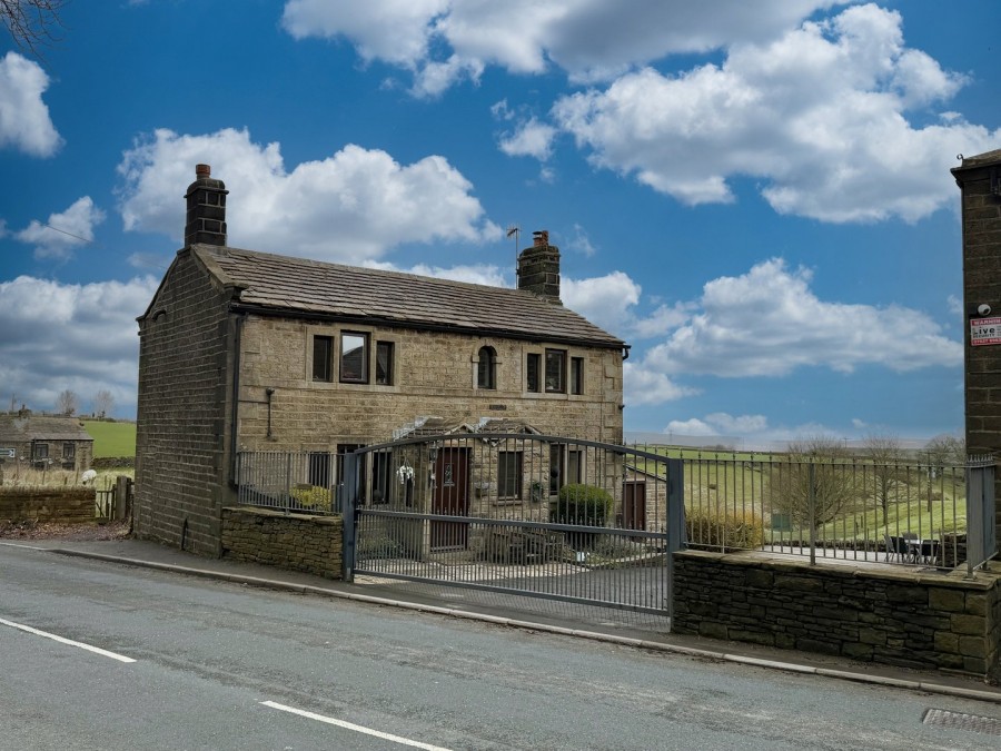 Images for Denholme, Bradford, West Yorkshire EAID:3030449609 BID:4216801