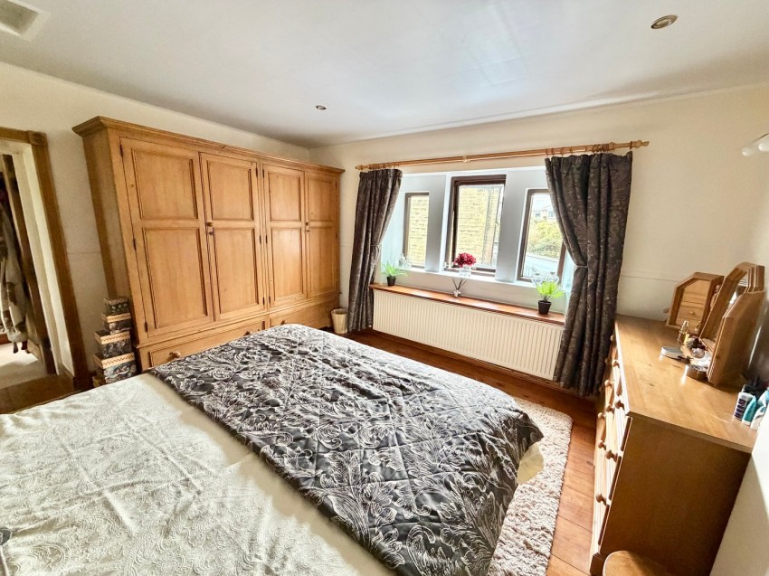 Images for Denholme, Bradford, West Yorkshire EAID:3030449609 BID:4216801