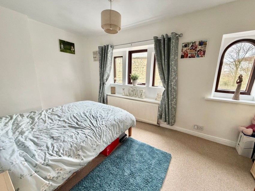 Images for Denholme, Bradford, West Yorkshire EAID:3030449609 BID:4216801