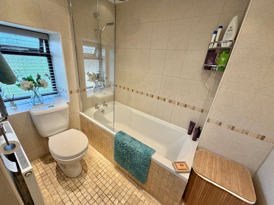 Images for Denholme, Bradford, West Yorkshire EAID:3030449609 BID:4216801