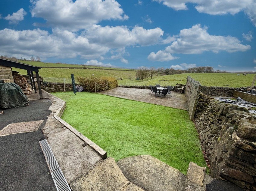 Images for Denholme, Bradford, West Yorkshire EAID:3030449609 BID:4216801