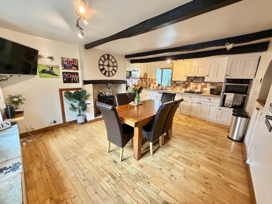 Images for Denholme, Bradford, West Yorkshire EAID:3030449609 BID:4216801