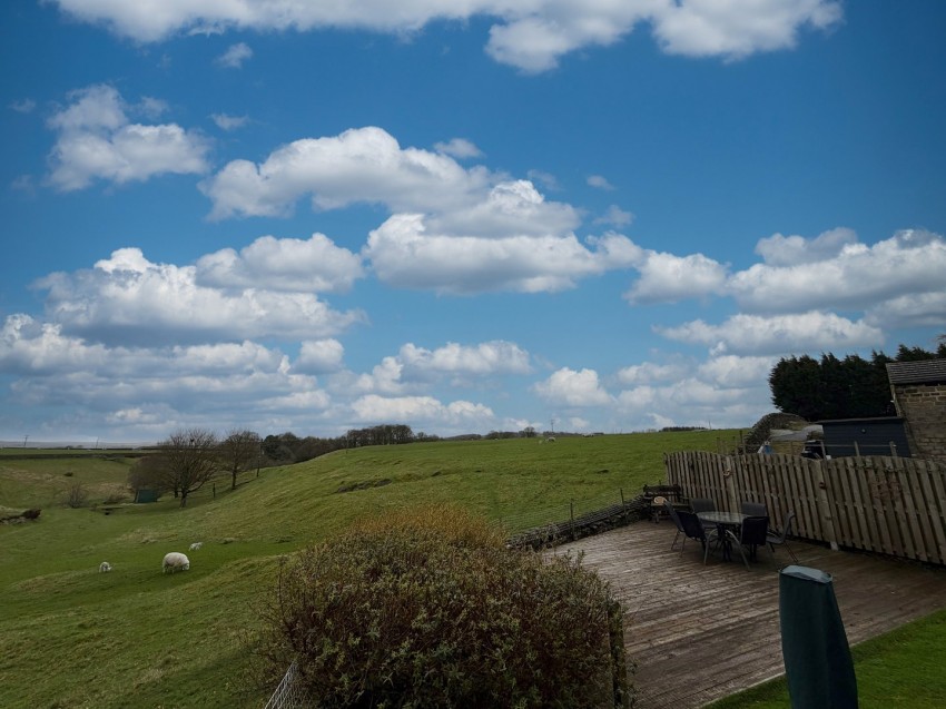 Images for Denholme, Bradford, West Yorkshire EAID:3030449609 BID:4216801