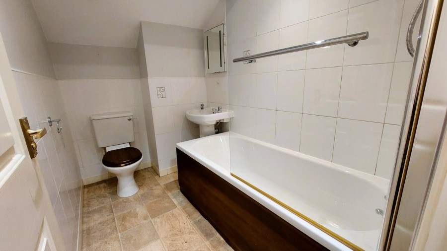 Images for Silsden, Keighley, West Yorkshire EAID:3030449609 BID:4216801