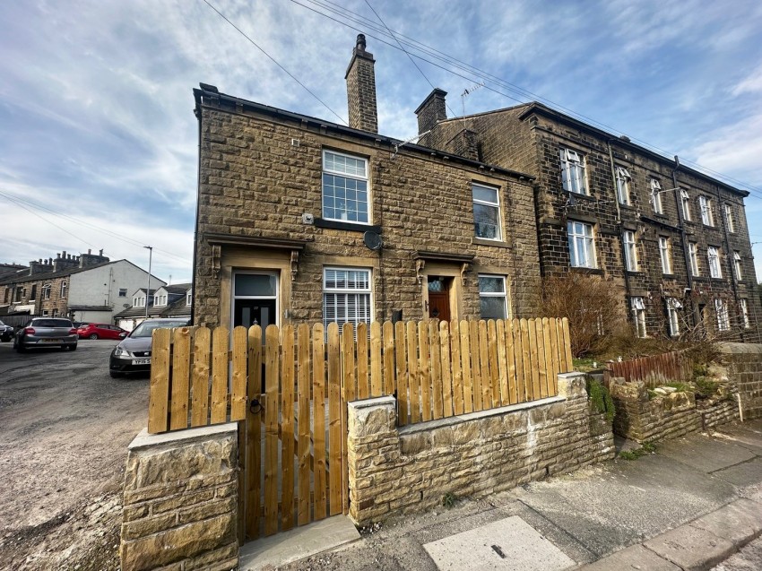 Images for Oakworth, Keighley, West Yorkshire EAID:3030449609 BID:4216801