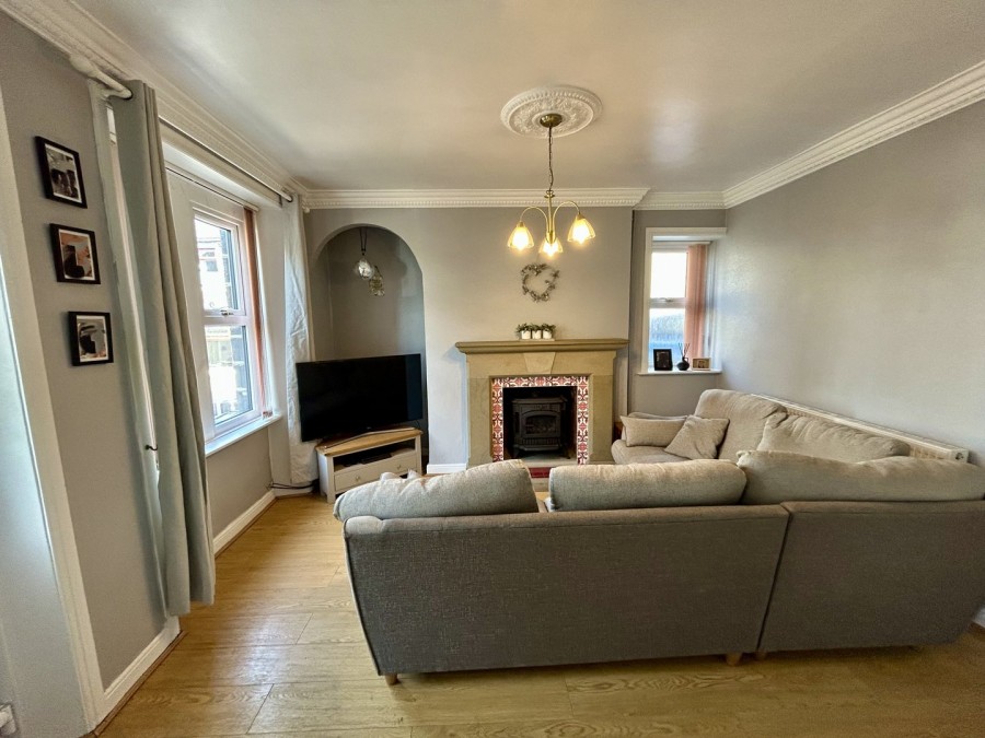 Images for Cross Roads, Keighley, West Yorkshire EAID:3030449609 BID:4216801