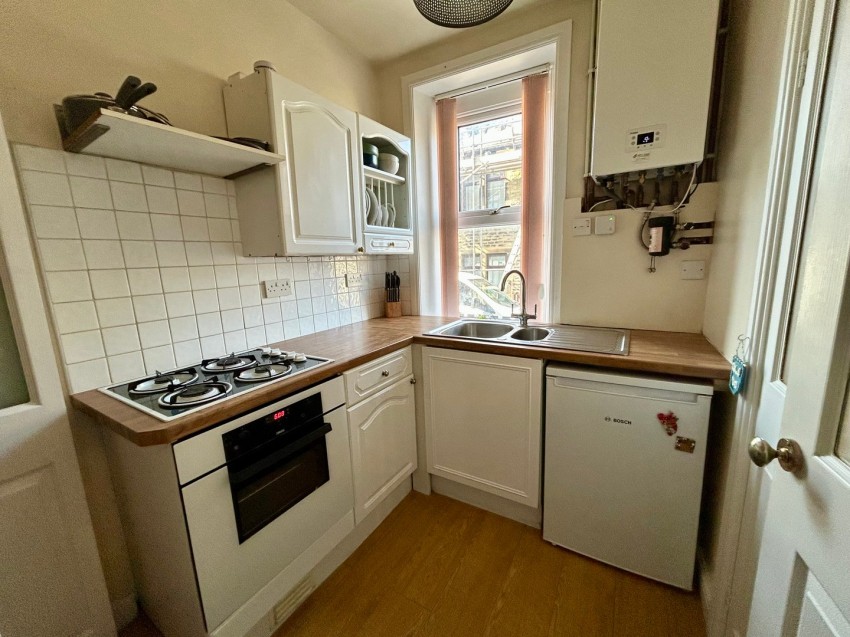 Images for Cross Roads, Keighley, West Yorkshire EAID:3030449609 BID:4216801