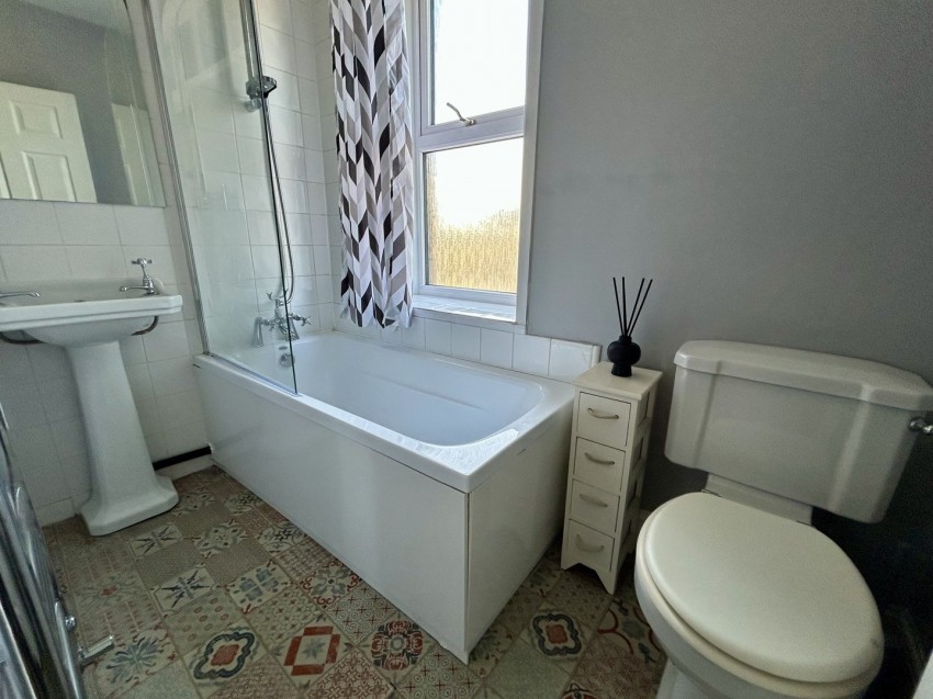 Images for Cross Roads, Keighley, West Yorkshire EAID:3030449609 BID:4216801