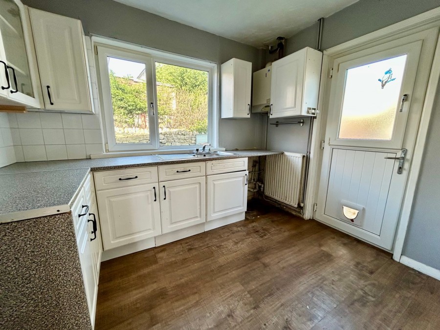 Images for Whin Knoll Avenue, Keighley, West Yorkshire EAID:3030449609 BID:4216801