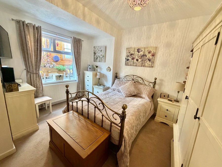 Images for Riddlesden, Keighley, West Yorkshire EAID:3030449609 BID:4216801