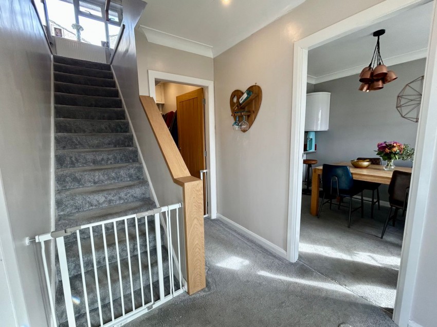 Images for Oakworth, Keighley, West Yorkshire EAID:3030449609 BID:4216801