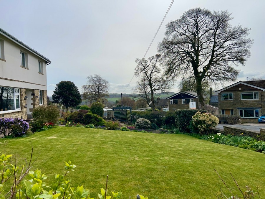 Images for Oakworth, Keighley, West Yorkshire EAID:3030449609 BID:4216801