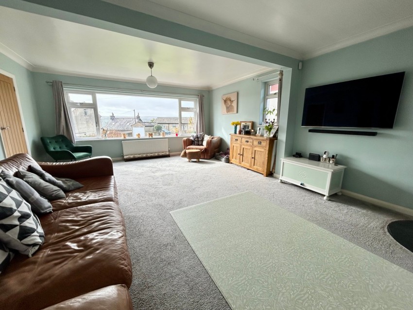 Images for Oakworth, Keighley, West Yorkshire EAID:3030449609 BID:4216801