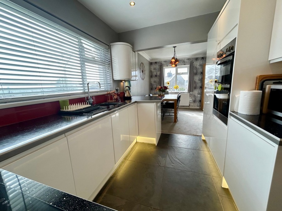 Images for Oakworth, Keighley, West Yorkshire EAID:3030449609 BID:4216801