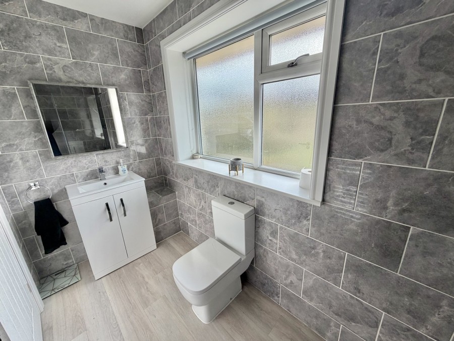 Images for Long Lee Lane, Keighley, West Yorkshire EAID:3030449609 BID:4216801