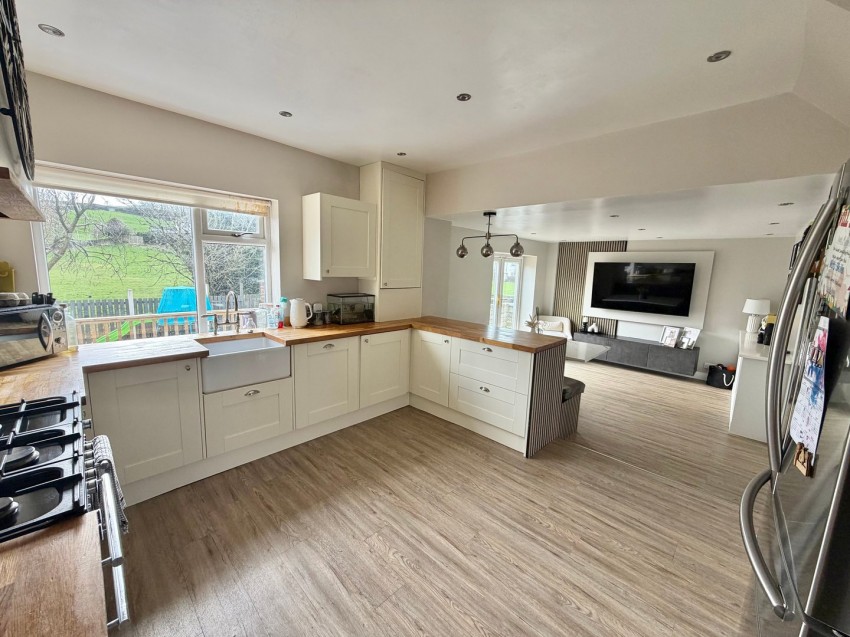 Images for Long Lee Lane, Keighley, West Yorkshire EAID:3030449609 BID:4216801