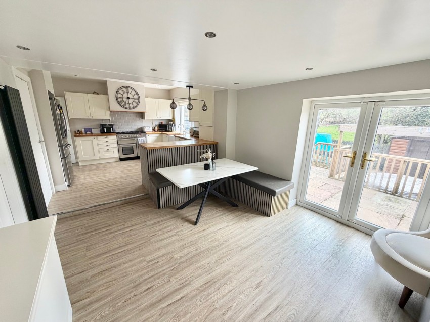 Images for Long Lee Lane, Keighley, West Yorkshire EAID:3030449609 BID:4216801