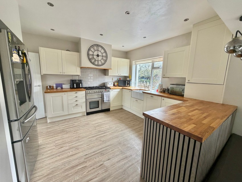 Images for Long Lee Lane, Keighley, West Yorkshire EAID:3030449609 BID:4216801