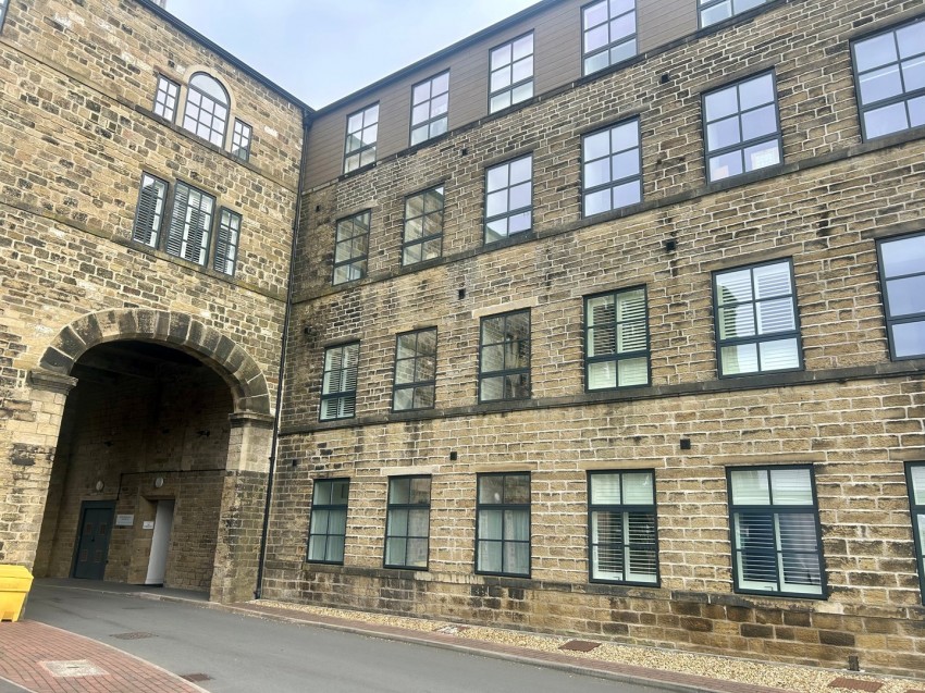 Images for Haworth, Keighley EAID:3030449609 BID:4216801