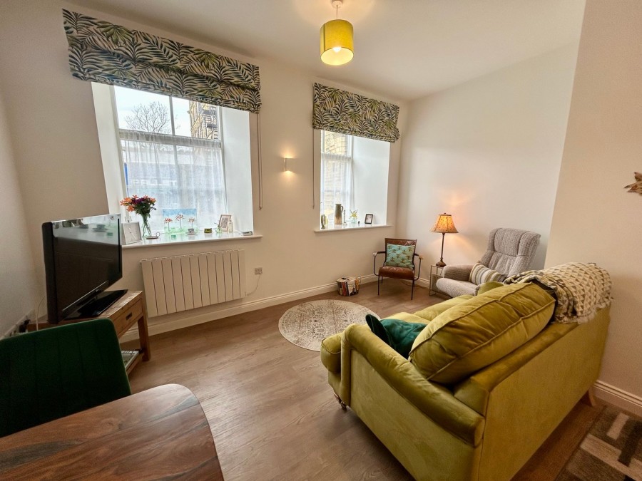 Images for Haworth, Keighley EAID:3030449609 BID:4216801