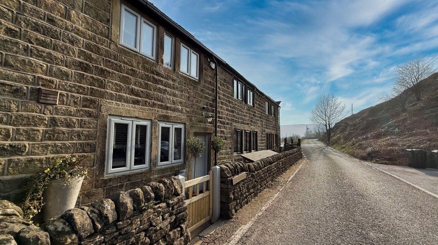 Images for Oldfield, Keighley, West Yorkshire EAID:3030449609 BID:4216801