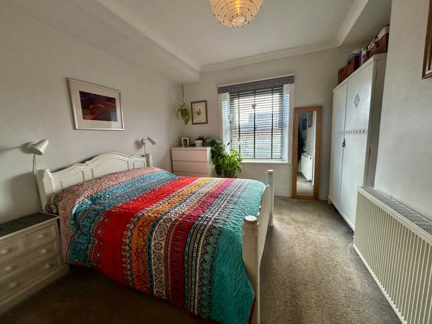 Images for Queensbury, Bradford, West Yorkshire EAID:3030449609 BID:4216801