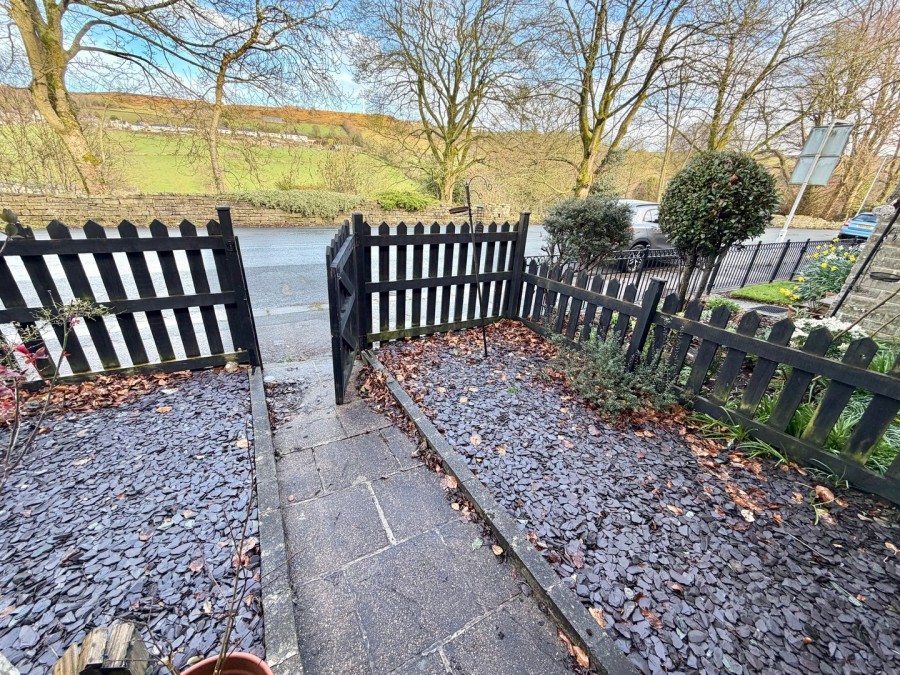 Images for Sun Street, Haworth, Keighley, West Yorkshire EAID:3030449609 BID:4216801