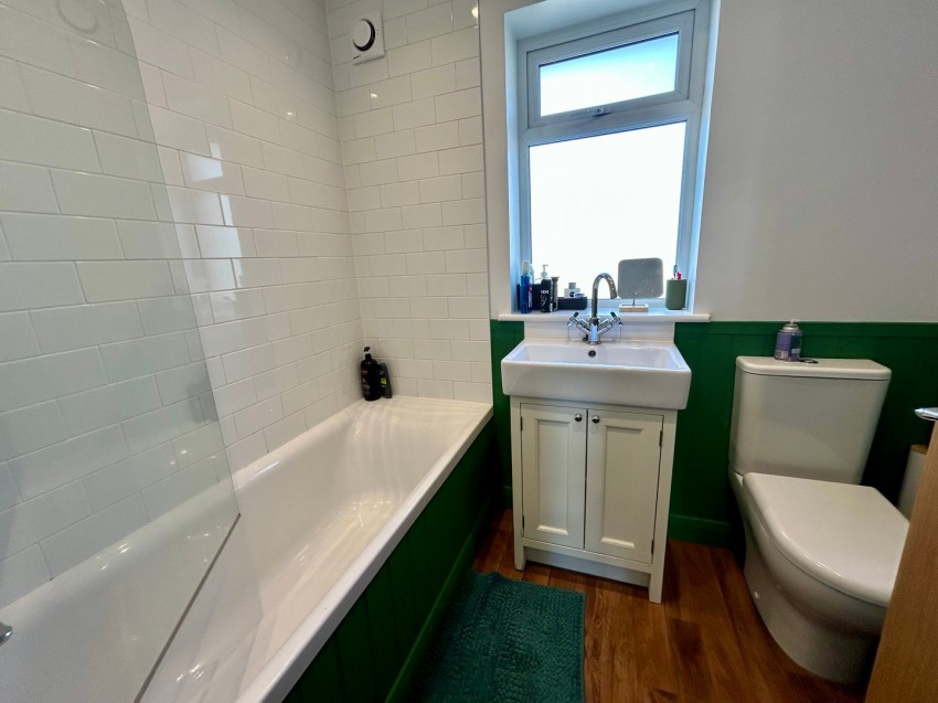 Images for Haworth, Keighley, West Yorkshire EAID:3030449609 BID:4216801