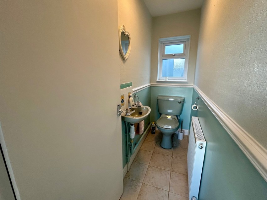 Images for Riddlesden, Keighley, West Yorkshire EAID:3030449609 BID:4216801