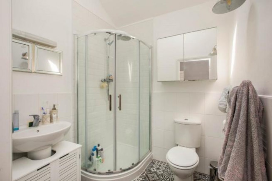 Images for Littlelands, Bingley, West Yorkshire EAID:3030449609 BID:4216801