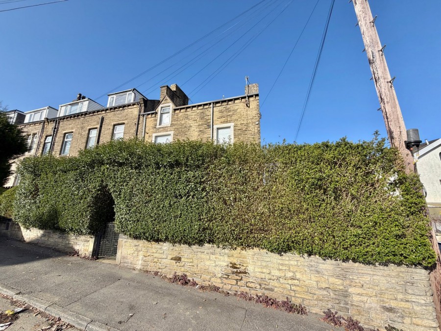 Images for Highfield Lane, Keighley, West Yorkshire EAID:3030449609 BID:4216801