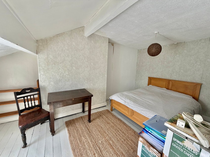 Images for Highfield Lane, Keighley, West Yorkshire EAID:3030449609 BID:4216801