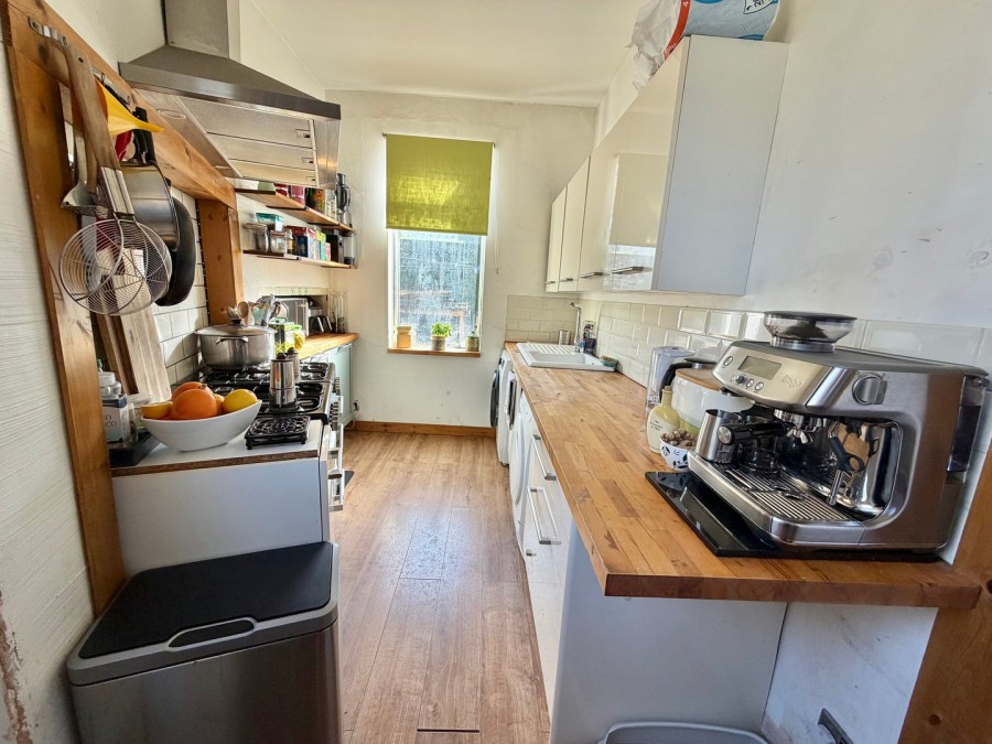 Images for Highfield Lane, Keighley, West Yorkshire EAID:3030449609 BID:4216801